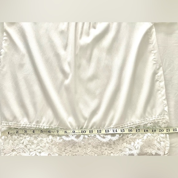 Elegant Lace White Blouse* - Picture 8 of 10